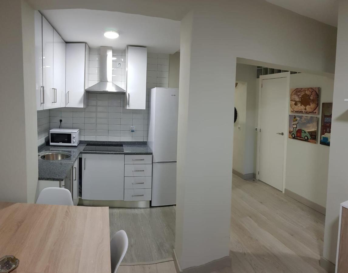 Appartamento Apartamento Barajas. Aeropuerto/Ifema Madrid Esterno foto